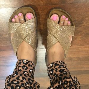 Birkenstock’s papillio size 37. Very lightly used